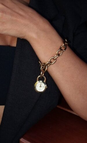 Relógio Euro Feminino Chains Dourado - EU2035YYD/4D