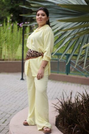 Conjunto de Blusão e Calça em Viscolinho