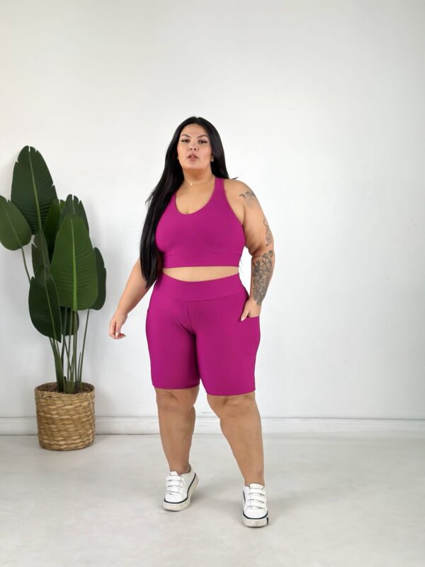 Conjunto Bermuda Bolso Lateral Pink + Top Alça Larga Pluss 1 Conjunto Bermuda Bolso Lateral Pink + Top Alça Larga Pluss