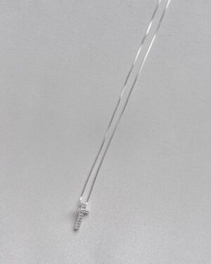 Colar Cruz Cravejada