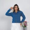 Jaqueta Jeans Feminina Clássica com Bolsos