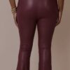 Calça Flare em Couro Ecológico – Plus Size